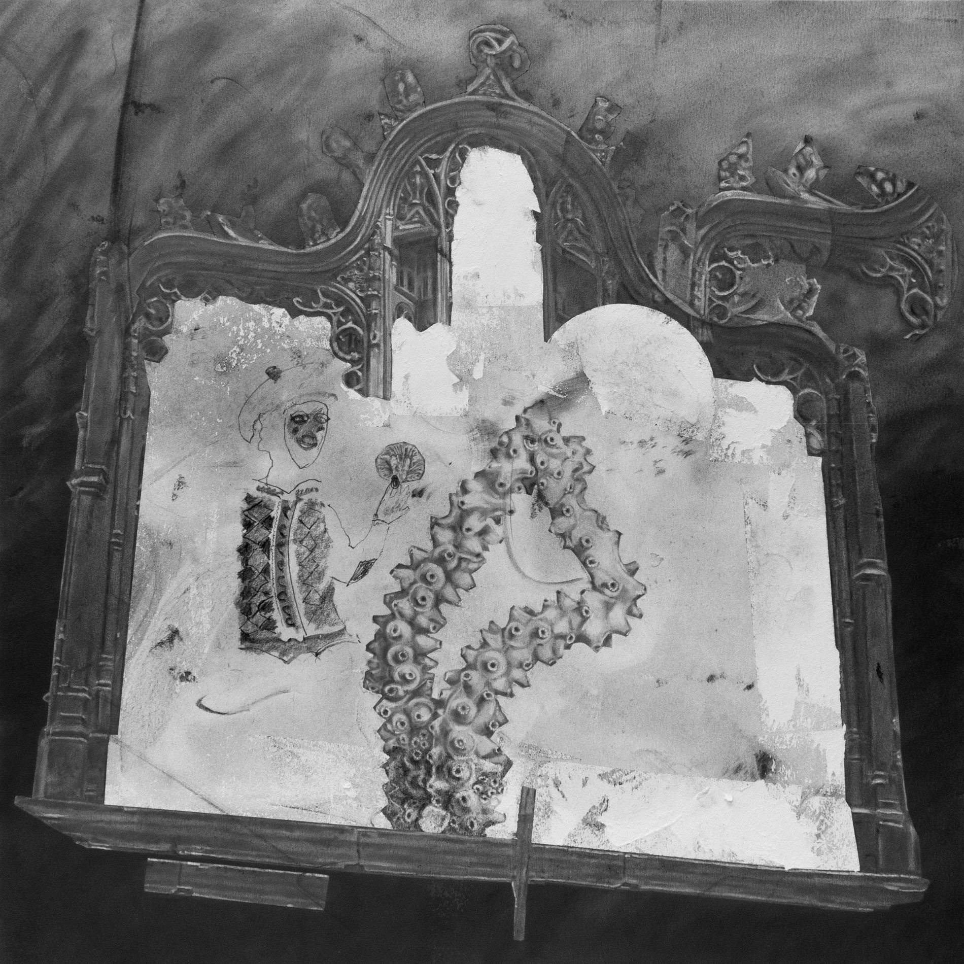 Coral Picker. Pencil, graphite on paper, 50cm x 50cm, 2022 Coral Picker. Pencil, graphite on paper, 50cm x 50cm, 2022